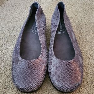 New Aerosoles Lantern Stitch and Turn Slip-On